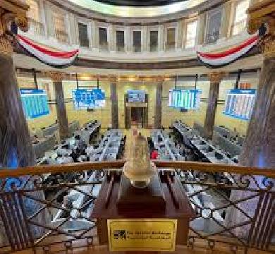 البورصة تقرر إيقاف التعامل علي أسهم حديد "عز"